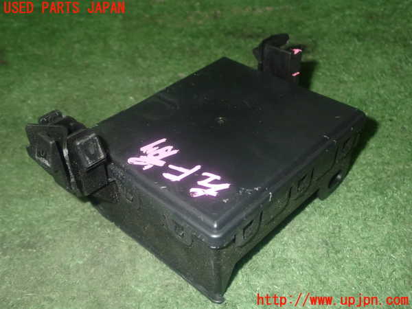 1UPJ-35416146]アバルト・124スパイダー(NF2EK)コンピューター1 中古 D10A-675Z0-C_m0003.jpg