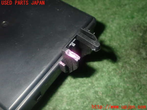 1UPJ-35416146]アバルト・124スパイダー(NF2EK)コンピューター1 中古 D10A-675Z0-C_m0004.jpg