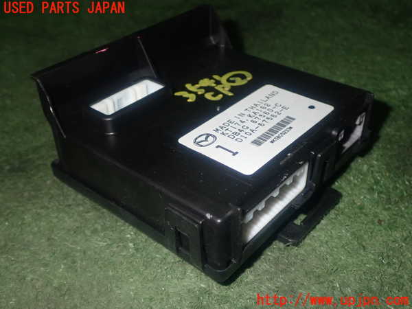 1UPJ-35416147]アバルト・124スパイダー(NF2EK)コンピューター2 中古 D10A-67562-E_m0002.jpg