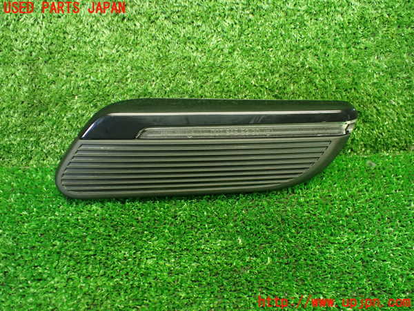 5UPJ-35421162]BMW ミニ(MINI)クーパーD(XV15MW)(F55)左ウィンカーレンズ 中古_m0001.jpg