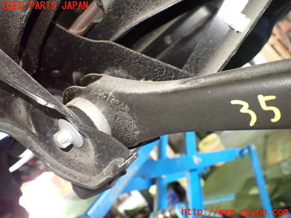 1UPJ-35425200]BMW ミニ(MINI)クーパーD(XV15MW)(F55)右リアロアアーム1 中古_m0002.jpg
