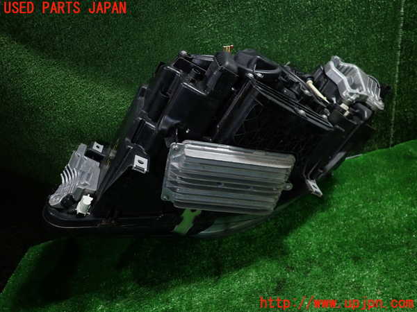 1UPJ-35431130]BMW アクティブハイブリッド5(AH5) F10(FZ35)右ヘッドライト LED 中古_m0003.jpg