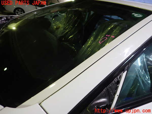 1UPJ-35431195]BMW アクティブハイブリッド5(AH5) F10(FZ35)フロントガラス 中古 PILKINGTON M1244 43R-001586_m0003.jpg