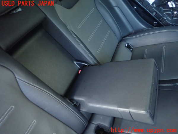 5UPJ-35447385]ベンツ A180(177084)(W177)リアシート 中古_m0002.jpg
