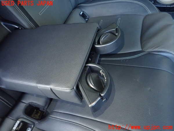 5UPJ-35447385]ベンツ A180(177084)(W177)リアシート 中古_m0003.jpg