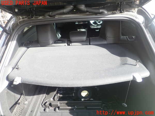 1UPJ-35447761]ベンツ A180(177084)(W177)トノカバー1 中古_m0001.jpg