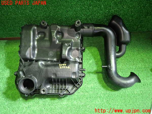 1UPJ-35452560]VW up!(アップ)(AACHY)エアクリーナーボックス 中古_m0003.jpg