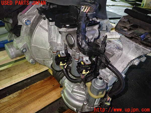 1UPJ-35453010]VW up!(アップ)(AACHY)ミッション AT CHY 中古_m0003.jpg