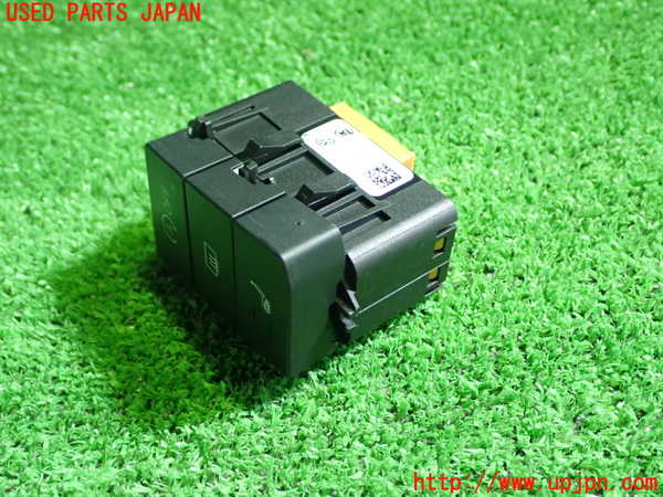 1UPJ-35456306]VW up!(アップ)(AACHY)スイッチ1(アイドリングストップOFF リアデフォガー シートヒーター) 中古_m0002.jpg