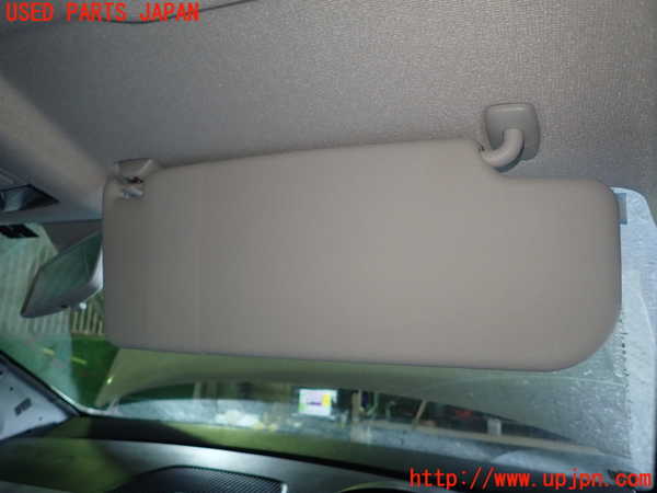 1UPJ-35457625]VW up!(アップ)(AACHY)室内サンバイザー右側 中古_m0002.jpg