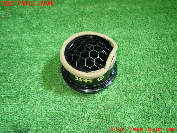 1UPJ-35457526]VW up!(アップ)(AACHY)エアコン吹き出し口1(右) 中古_m0002.jpg