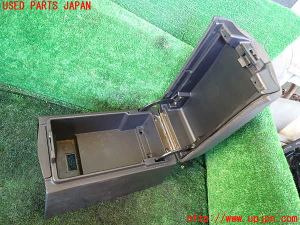 5UPJ-35477540]GTO(Z16A)センターコンソール 中古_m0002.jpg