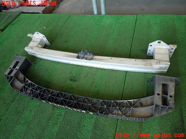 2UPJ-35481014]プジョー・RCZ(T7R5F03)フロントバンパーホースメント 中古_m0001.jpg