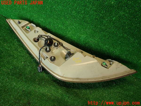 2UPJ-35481530]プジョー・RCZ(T7R5F03)右テールランプ 中古_m0002.jpg