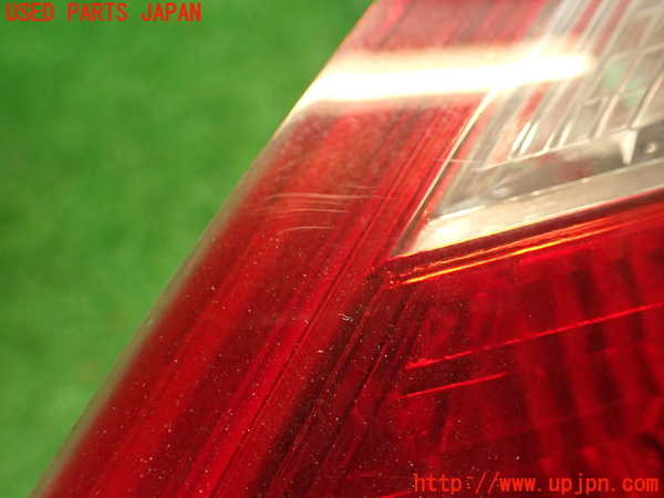 2UPJ-35481530]プジョー・RCZ(T7R5F03)右テールランプ 中古_m0003.jpg