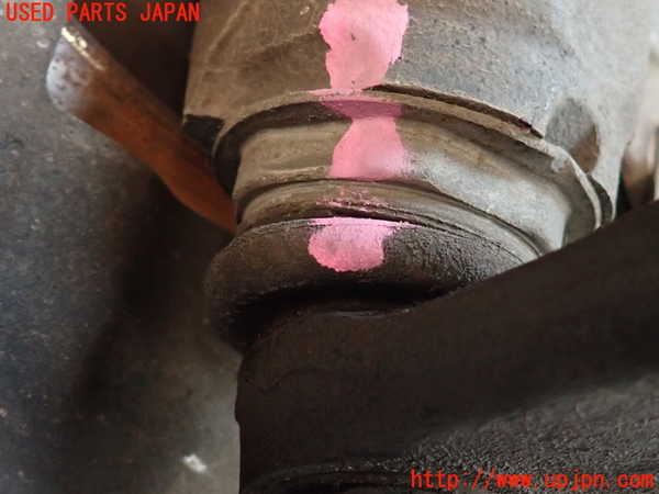 2UPJ-35484295]プジョー・RCZ(T7R5F03)左フロントナックルハブ 中古_m0003.jpg