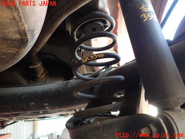 2UPJ-35485100]プジョー・RCZ(T7R5F03)右リアスプリング 中古_m0001.jpg
