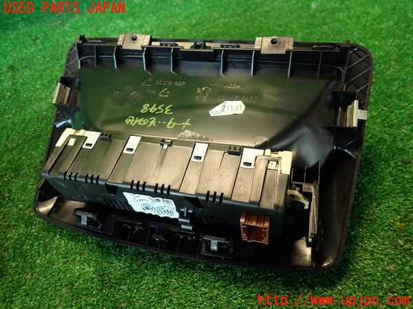 2UPJ-35486239]プジョー・RCZ(T7R5F03)メーター・その他 中古_m0003.jpg