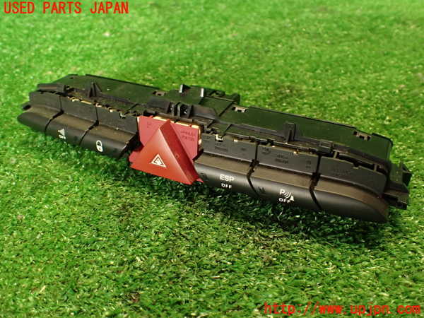 2UPJ-35486290]プジョー・RCZ(T7R5F03)ハザードスイッチ 中古_m0001.jpg