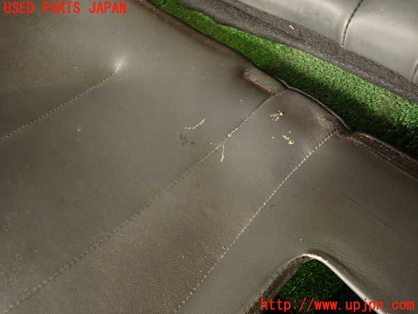 2UPJ-35487385]プジョー・RCZ(T7R5F03)リアシート 中古_m0002.jpg