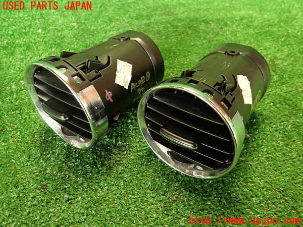 2UPJ-35487526]プジョー・RCZ(T7R5F03)エアコン吹き出し口1 (真中) 中古_m0001.jpg