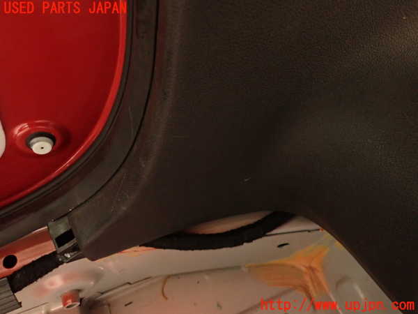2UPJ-35487675]プジョー・RCZ(T7R5F03)右リアピラートリム 中古_m0004.jpg