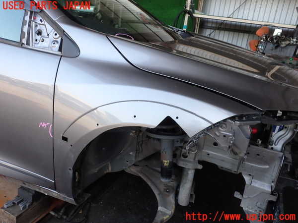 2UPJ-35491080]ルノー・メガーヌ R.S.(ルノー・スポール)(DZF4R)右前フェンダー 中古_m0001.jpg