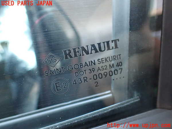 2UPJ-35491260]ルノー・メガーヌ R.S.(ルノー・スポール)(DZF4R)左ドア 中古 SAINT-GOBAIN SEKURIT M40 43R-009007_m0003.jpg