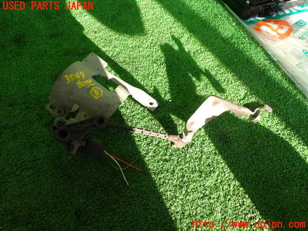 2UPJ-35496383]ルノー・メガーヌ R.S.(ルノー・スポール)(DZF4R)センサー3 中古_m0001.jpg