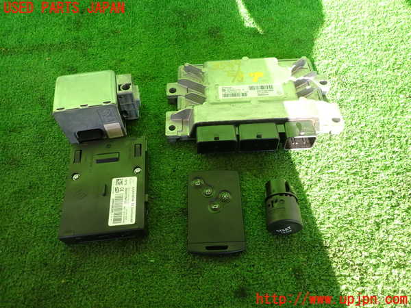2UPJ-35496110]ルノー・メガーヌ R.S.(ルノー・スポール)(DZF4R)エンジンコンピューター 中古_m0001.jpg