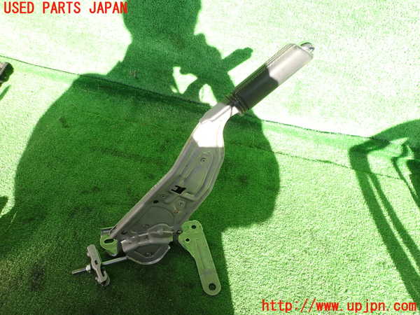 2UPJ-35497550]ルノー・メガーヌ R.S.(ルノー・スポール)(DZF4R)サイドブレーキレバー 中古_m0002.jpg