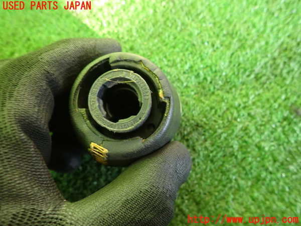 2UPJ-35497570]ルノー・メガーヌ R.S.(ルノー・スポール)(DZF4R)シフトノブ 中古_m0004.jpg