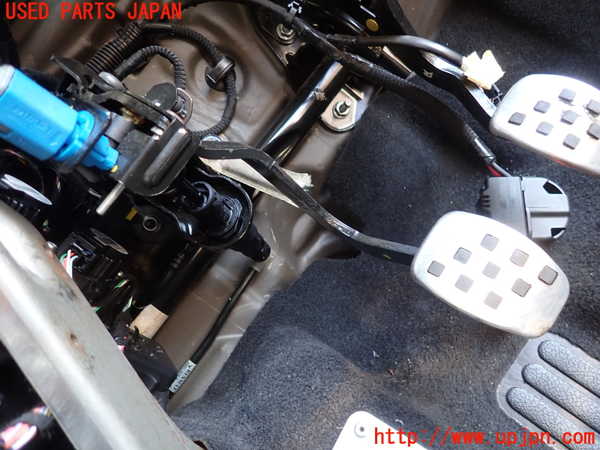 2UPJ-35497590]ルノー・メガーヌ R.S.(ルノー・スポール)(DZF4R)クラッチペダル 中古_m0001.jpg