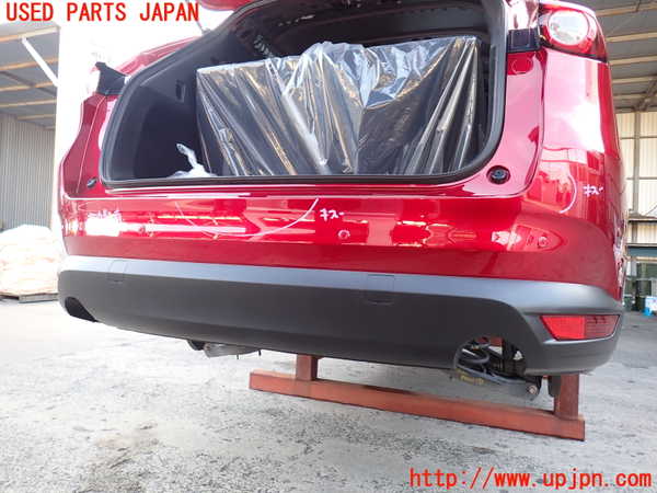 2UPJ-35501610]CX-8(KG2P)リアバンパー 中古_m0001.jpg