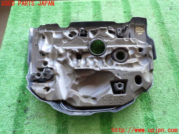 2UPJ-35502160]CX-8(KG2P)エンジンアッパーカバー 中古_m0002.jpg