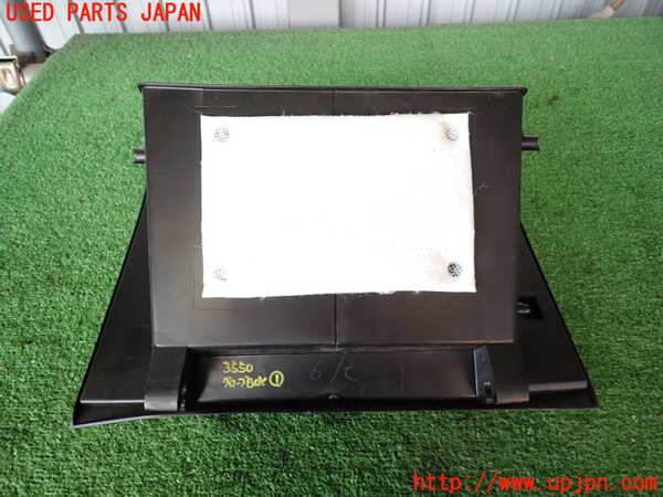 2UPJ-35507516]CX-8(KG2P)グローブボックス1 中古_m0003.jpg