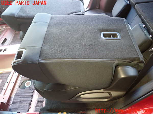 2UPJ-35507175]CX-8(KG2P)左2列目シート 中古_m0004.jpg