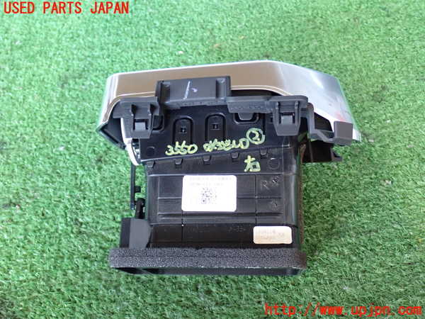 2UPJ-35507527]CX-8(KG2P)エアコン吹き出し口2 (右) 中古_m0002.jpg