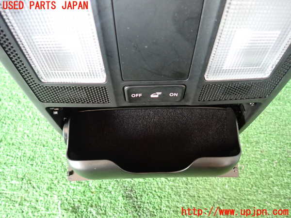 2UPJ-35506411]CX-8(KG2P)ルームランプ1 (1列目真中) 中古_m0002.jpg