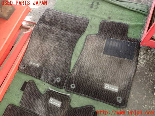 2UPJ-35517800]ベンツ E240 ステーションワゴン(211261)(S211)フロアマット 中古_m0002.jpg