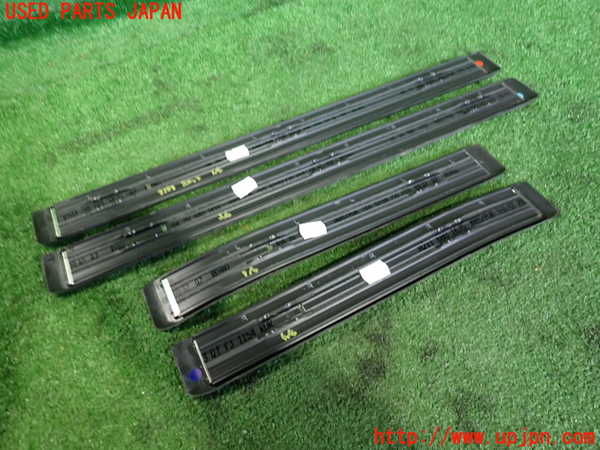 2UPJ-35517740]ベンツ E240 ステーションワゴン(211261)(S211)スカッフプレート 中古_m0004.jpg