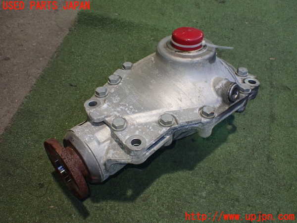 2UPJ-35524350]BMW 320i(8A20)フロントデフ 中古 (F30)_m0004.jpg