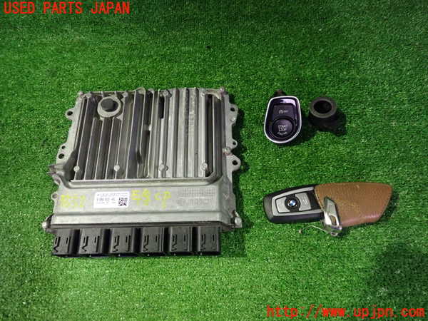 2UPJ-35526110]BMW 320i(8A20)エンジンコンピューター DME 中古 (F30)_m0001.jpg