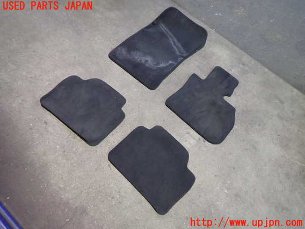 2UPJ-35527800]BMW 320i(8A20)フロアマット 中古 (F30)_m0001.jpg