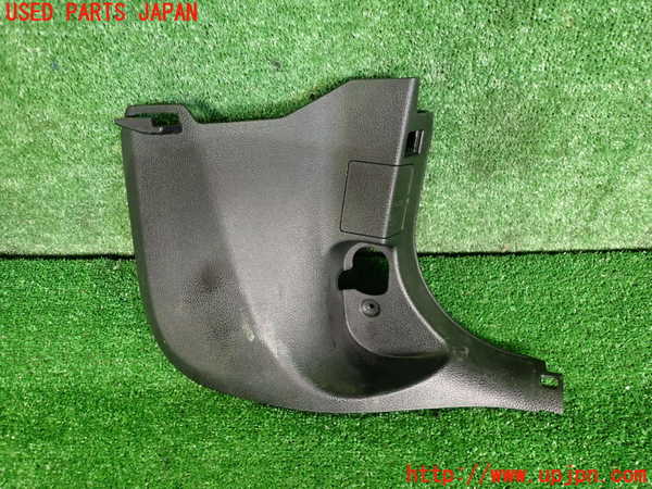 2UPJ-35527691]BMW 320i(8A20)内装トリム類1 中古 (F30)_m0001.jpg