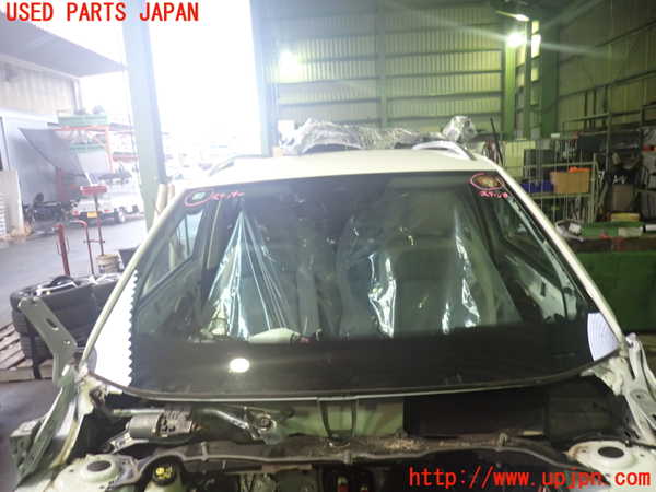 2UPJ-35531195]VW・T-Cross(ティークロス)(C1DKR)フロントガラス (43R-014894) 中古_m0001.jpg