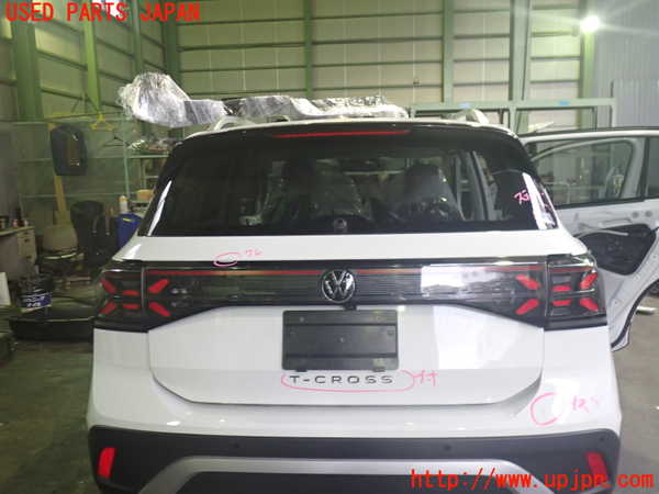 2UPJ-35531566]VW・T-Cross(ティークロス)(C1DKR)バックドア リアゲート ハッチ (43R-004524) 中古_m0001.jpg
