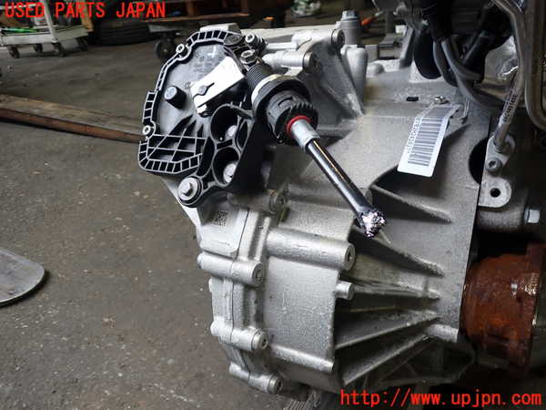 2UPJ-35533010]VW・T-Cross(ティークロス)(C1DKR)ミッション AT DUS 中古_m0002.jpg