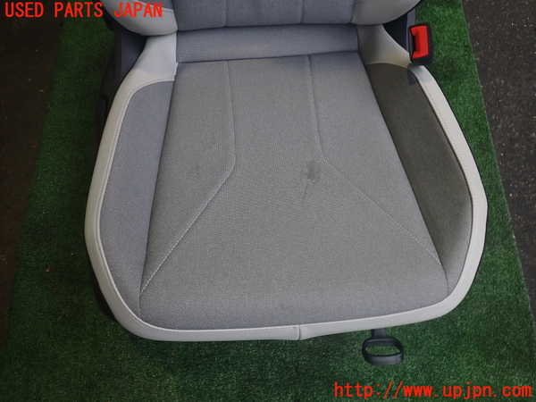 2UPJ-35537035]VW・T-Cross(ティークロス)(C1DKR)運転席シート 中古_m0003.jpg