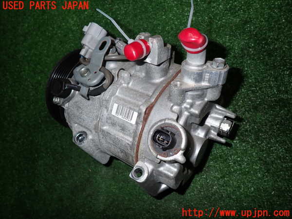2UPJ-35546025]クラウン ロイヤル(GRS210)エアコンコンプレッサー 中古_m0002.jpg